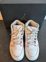 Nike Air Jordan 1 Mid SE Sneakers Maar 38,5, Kleding | Dames, Schoenen, Wit, Ophalen of Verzenden, Sneakers of Gympen, Gedragen