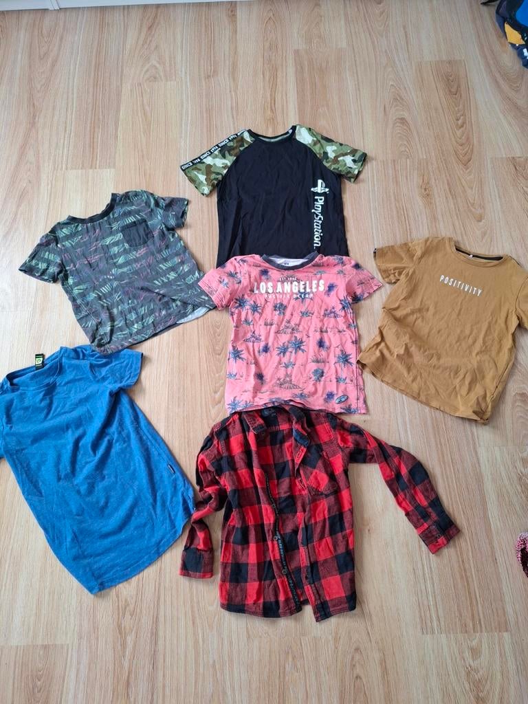 Set 5 tshirts en 1 blouse jongen 134-140, Kinderen en Baby's, Kinderkleding | Maat 134, Ophalen of Verzenden, Jongen, Shirt of Longsleeve