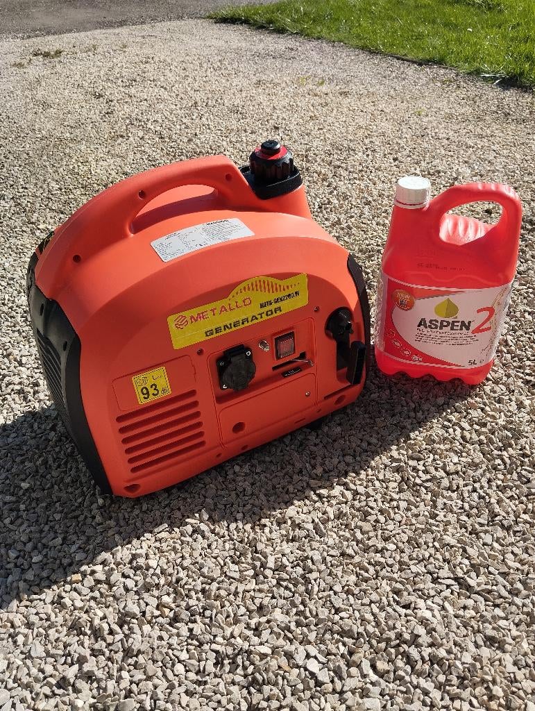Aggregaat nieuw 2200W 2 takt, Ophalen, Nieuw, Minder dan 5 kVA, Benzine