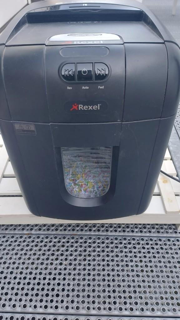 Rexel papiervernietiger 130X, Ophalen, Gebruikt
