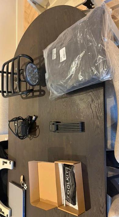 La Souris Don Souris accessoires: acculader, beenkleed, Ophalen, Nieuw