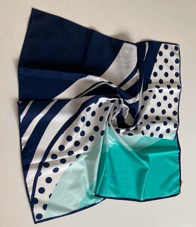 Moderne Sjaal met Grafische Print pucci STIJL anna pop-art, Kleding | Dames, Mutsen, Sjaals en Handschoenen, Zo goed als nieuw