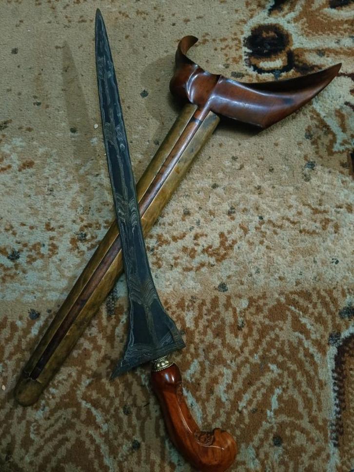 Antieke Keris Tilam Upih Satrio Pinayungan Wengkon SVD72, Antiek en Kunst, Kunst | Niet-Westerse kunst, Verzenden
