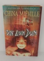 Un Lun Dun door China Mieville, Ophalen of Verzenden, Zo goed als nieuw, China Mieville