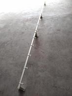 Kapstok 4 meter lang, kan ingekort worden, Ophalen, Metaal, Wandkapstok
