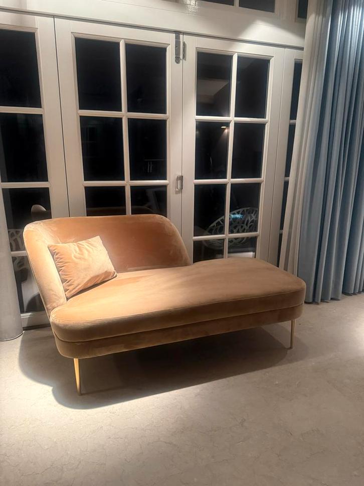 Stijlvolle Beige Chaise Longue van Sofacompany, Huis en Inrichting, Banken | Sofa's en Chaises Longues, Zo goed als nieuw, Tweepersoons