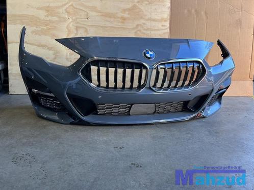 BMW 2 SERIE F44 Gran COUPE licht blauw voorbumper bumper 201, Auto-onderdelen, Carrosserie en Plaatwerk, Bumper, BMW, Voor, Gebruikt