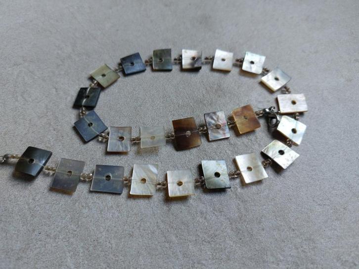 Vintage ketting met parelmoer, Sieraden, Tassen en Uiterlijk, Kettingen, Zo goed als nieuw, Overige materialen, Ophalen of Verzenden