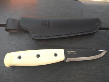 Morakniv Wit nieuw in doos beschikbaar voor biedingen
