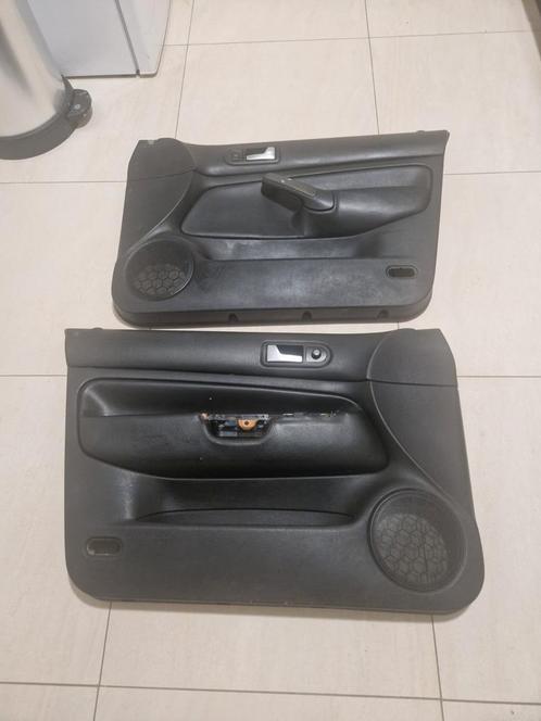 Golf 4/R32 deurpanelen in leer geborstelde deurhendels, Auto-onderdelen, Interieur en Bekleding, Volkswagen, Ophalen of Verzenden