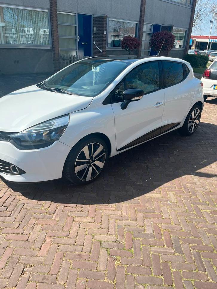 Renault Clio 0.9 TCE 90 5D ECO 2013 Wit, Auto's, Renault, Particulier, Clio, Benzine, A, Hatchback, Handgeschakeld, Geïmporteerd