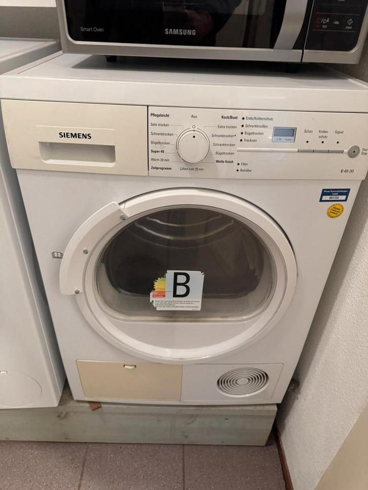 Wasdroger – Siemens WT46E304 (condensdroger, B), Witgoed en Apparatuur, Wasdrogers, Gebruikt, Condens, Voorlader, 4 tot 6 kg, 85 tot 90 cm