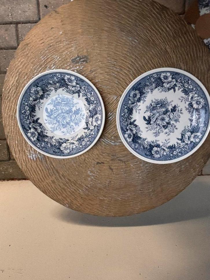 Royal Sphinx Maastricht Borden & Schaal, Huis en Inrichting, Keuken | Servies, Gebruikt, Bord(en), Overige stijlen, Aardewerk