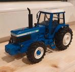 Britains 42841 Ford TW 30 TRACTOR 1:32, Hobby en Vrije tijd, Modelauto's | 1:32, Ophalen of Verzenden, Zo goed als nieuw, Tractor of Landbouw
