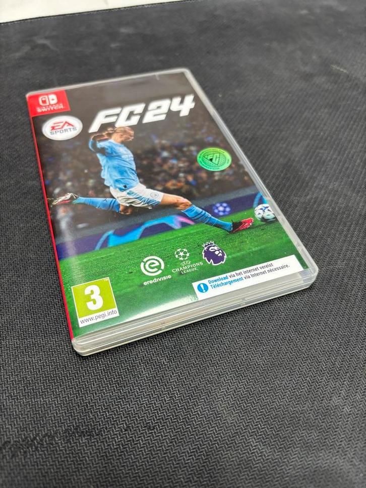 FIFA FC 24 Nintendo Switch, Spelcomputers en Games, Games | Nintendo Switch, Zo goed als nieuw, Sport, 2 spelers, Vanaf 12 jaar