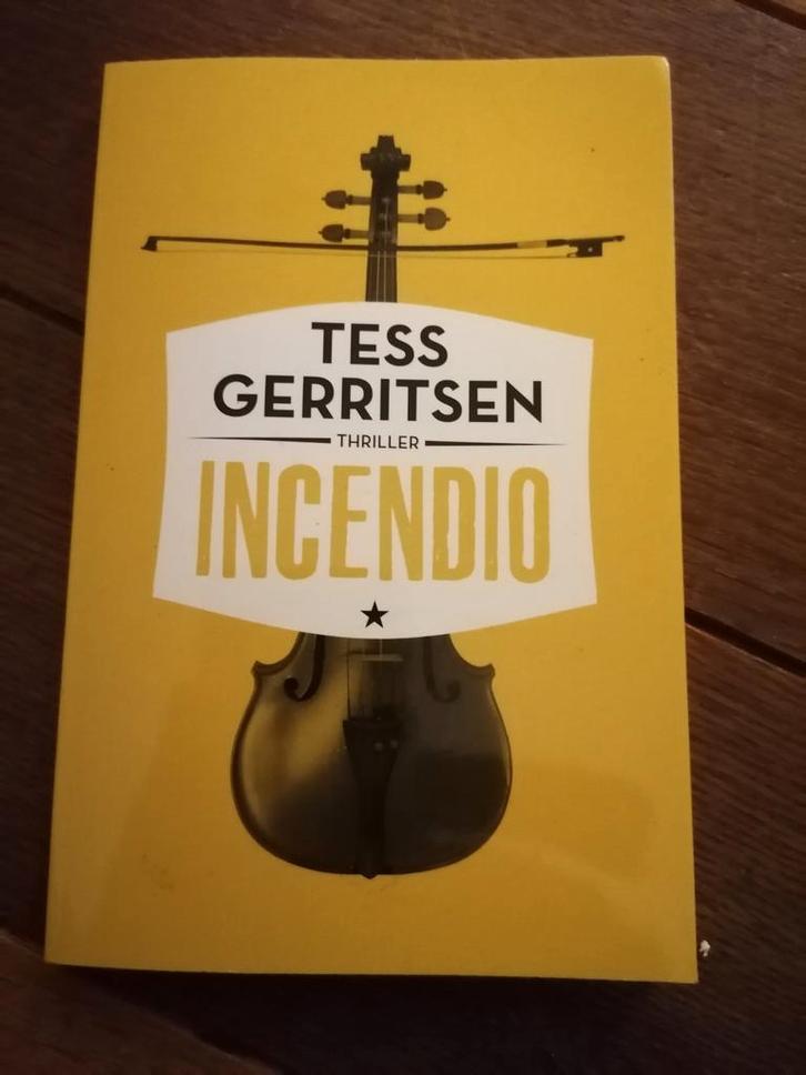 Incendio - Tess Gerritsen Thriller, Boeken, Thrillers, Zo goed als nieuw, Nederland, Ophalen of Verzenden
