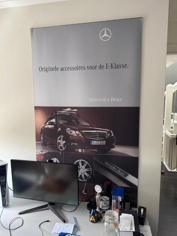 Mercedes Benz banners (2x) beschikbaar voor biedingen
