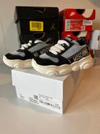 Moschino sneakers baby maat 20, Kinderen en Baby's, Ophalen