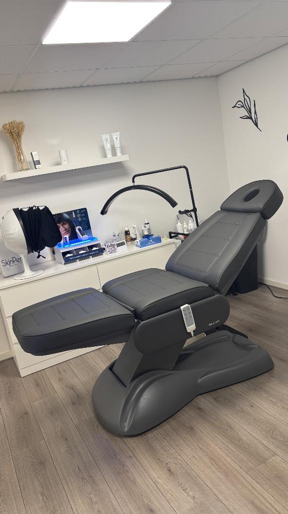 Behandelstoel, Sport en Fitness, Massageproducten, Zo goed als nieuw, Massagetafel, Ophalen