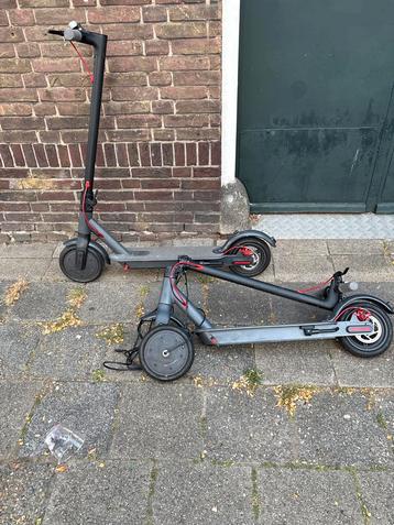 2 Elektrische Steps - Opknappers beschikbaar voor biedingen