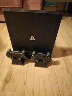 PlayStation 4 Pro + luxe standaard + 2 Controllers + 8 Games, Spelcomputers en Games, Spelcomputers | Sony PlayStation 4, Met 2 controllers
