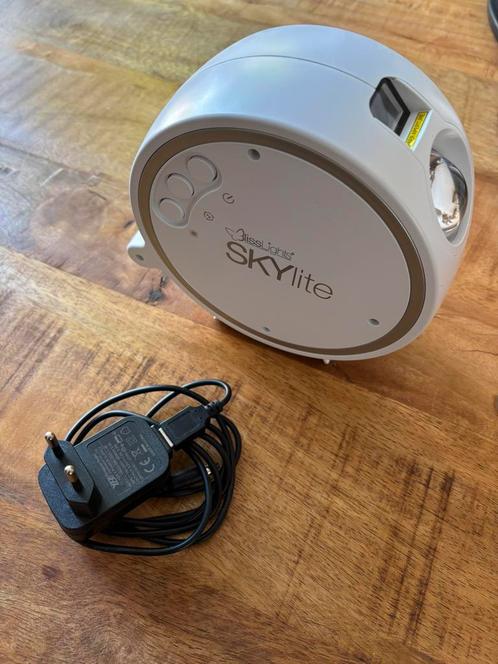 Skylite Sterrenrojector – Zo goed als nieuw, Witgoed en Apparatuur, Wekkers, Zo goed als nieuw, Ophalen of Verzenden