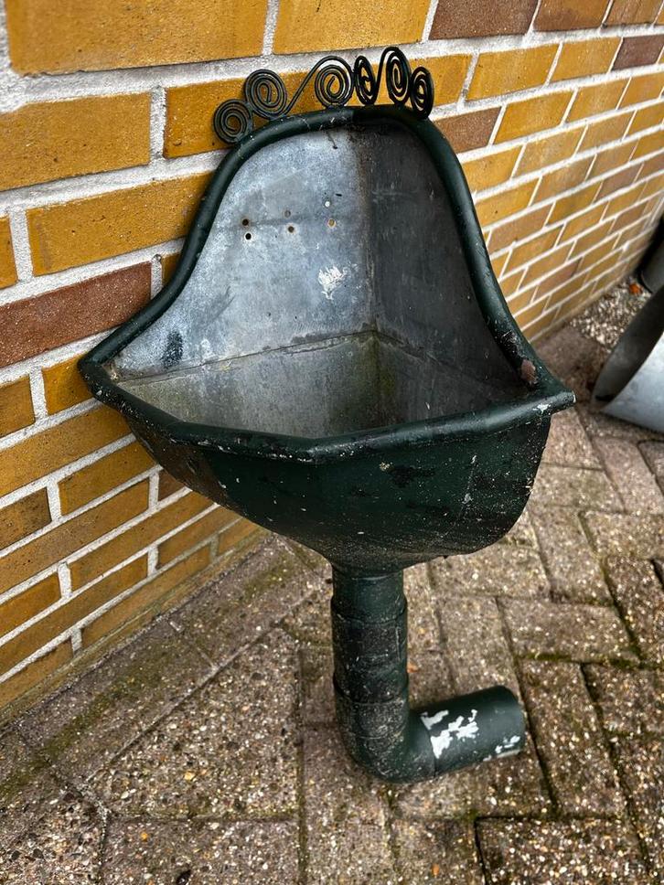 Regenpijp Vergaarbak met Sierkrullen hoek, Tuin en Terras, Tuinvazen, Gebruikt, Ophalen of Verzenden