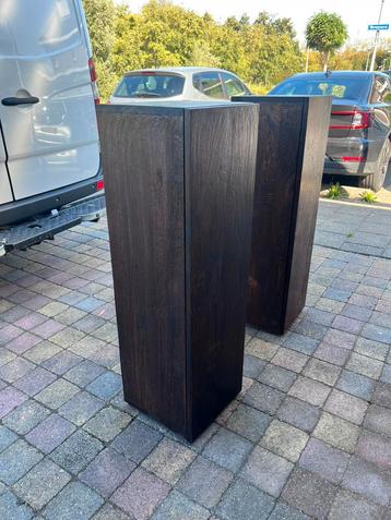 (2x) Massief eikenhouten kasten beschikbaar voor biedingen