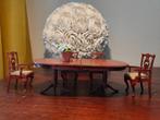 EETTAFEL MET 4 STOELEN (MINI MUNDUS) 1:12, Verzamelen, Poppenhuizen en Toebehoren, Ophalen of Verzenden, Zo goed als nieuw, Poppenhuis