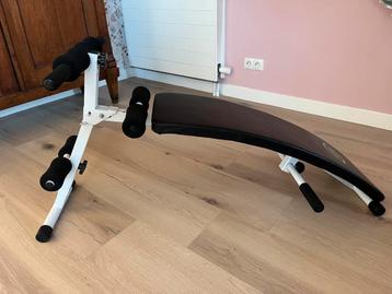 Fitnessbank / Trainingsbank - Buikspieren! beschikbaar voor biedingen