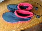 Leuke blauw/rode waterschoentjes maat 24/25, Jongetje of Meisje, Ophalen of Verzenden, Onbekend, Gebruikt