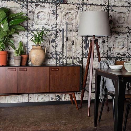 Dutchbone JuJu dressoir hoog, Huis en Inrichting, Kasten | Dressoirs, Zo goed als nieuw, 150 tot 200 cm, 25 tot 50 cm, Met deur(en)