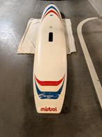 Mistral competition light, Watersport en Boten, Windsurfen, Ophalen, 300 cm of meer, Met vin(nen), Plank