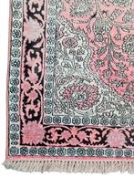 Handmade Persian Kashmir silk carpet pink Birds 125x186cm, Gebruikt, 100 tot 150 cm, Crème, Ophalen of Verzenden