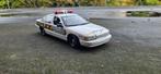 1:18 Chevrolet caprice Watkins Glen Police UT Models, Ophalen of Verzenden, Zo goed als nieuw, Auto, UT Models