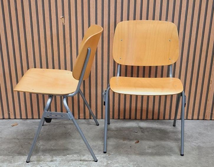 8 x Vintage houten schoolstoelen cafe kantine stoelen retro, Huis en Inrichting, Stoelen, Zo goed als nieuw, Vijf, Zes of meer stoelen
