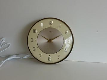 Vintage Metamec Wandklok  beschikbaar voor biedingen