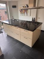 Nette keuken, keramiek blad en inbouwapparatuur, Ophalen, Gebruikt, Graniet of Steen, Crème