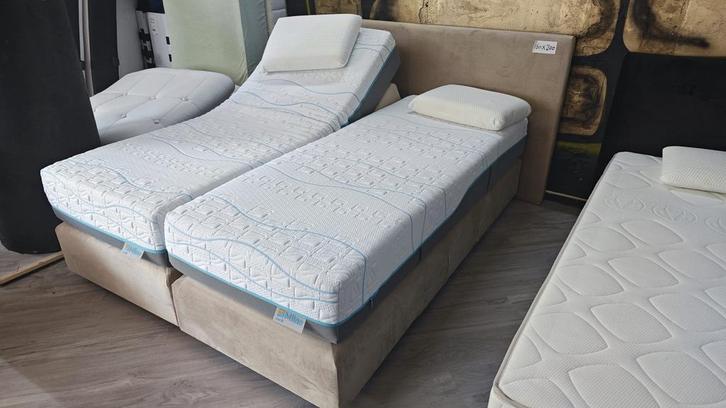 Elektrische Boxspring Mline 160x200, Huis en Inrichting, Banken | Sofa's en Chaises Longues, Zo goed als nieuw, Tweepersoons, 150 tot 200 cm