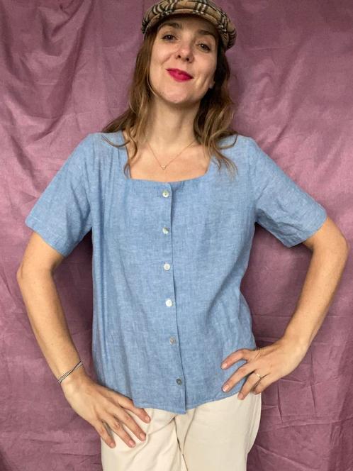 Vintage blouse / shirt- lichtblauw - blauw - 38/40 M/L, Kleding | Dames, Blouses en Tunieken, Gedragen, Maat 38/40 (M), Blauw