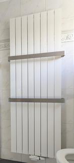 t.k design badkamerradiator wit met 2 handdoekendragers, Doe-het-zelf en Verbouw, Ophalen, Hoog rendement (Hr), Radiator, Minder dan 60 cm