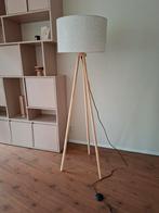 Vloerlamp met scheve kap, Ophalen, Zo goed als nieuw
