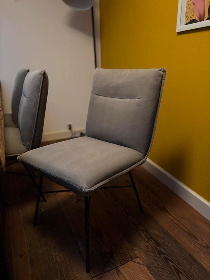 Eetkamerstoel, Huis en Inrichting, Stoelen, Zo goed als nieuw, Drie, Stof, Grijs, Ophalen