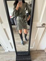 Prachtige, glanzende jurk van JOSH V, maat M, NIEUW!, Maat 38/40 (M), Overige kleuren, Nieuw, Ophalen of Verzenden