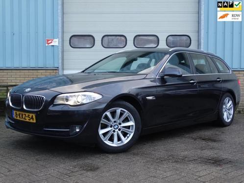 Bmw 5-SERIE Touring 520i High Executive + comfort stoelen, Auto's, BMW, Bedrijf, 5-Serie, ABS, Airbags, Bluetooth, Centrale vergrendeling