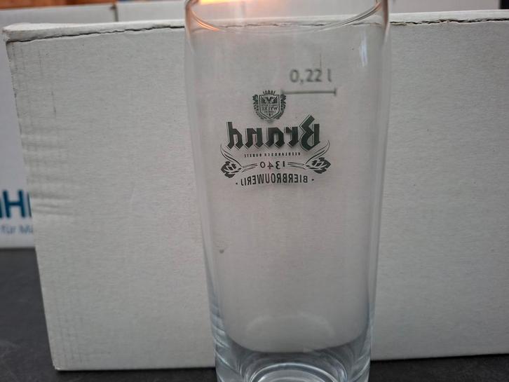 Grote Partij Brand Bierglazen - 96 stuks!, Huis en Inrichting, Keuken | Servies, Nieuw, Glas of Glazen, Overige stijlen, Glas