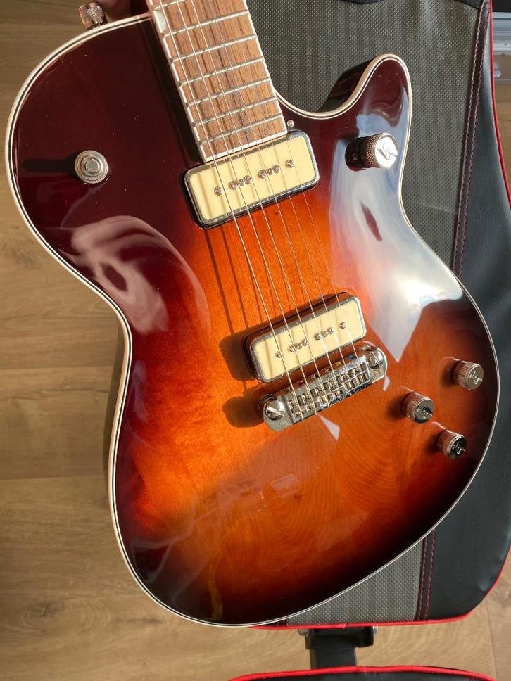 Gretsch G5210-P90 Electromatic Jet Single Barrel Burst, Muziek en Instrumenten, Snaarinstrumenten | Gitaren | Elektrisch, Zo goed als nieuw