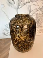 Vaas met cheetah print, Huis en Inrichting, Woonaccessoires | Vazen, Overige kleuren, Ophalen of Verzenden, Minder dan 50 cm, Glas