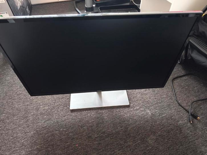 AOC Q3279VWFD8 - 32 inch WQHD (1440p) IPS Monitor 75hz, Computers en Software, Monitoren, Zo goed als nieuw, 61 t/m 100 Hz, DisplayPort