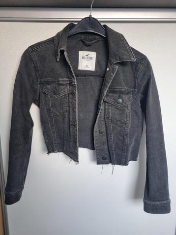 Hollister spijkerjas zwart (maat XS) beschikbaar voor biedingen
